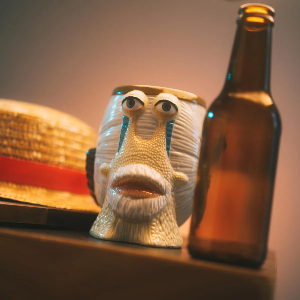 Grupo Erik Jarra de Cerveza One Piece manga - Taza One Piece Figura Den Den Mushi | Regalos para Fans del Manga y Anime | Merchandising Oficial | Tazas Originales para Desayuno (800ml)