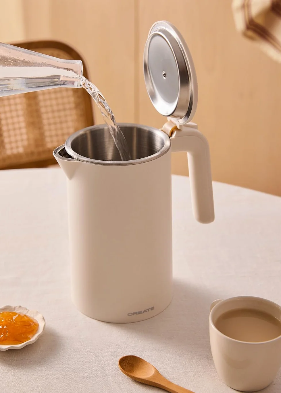 CREATE/KETTLE STUDIO PRO/Hervidor eléctrico de 1L blanco roto/Control de temperatura, función mantener caliente, sistema recogecables, apagado automático, 1000W