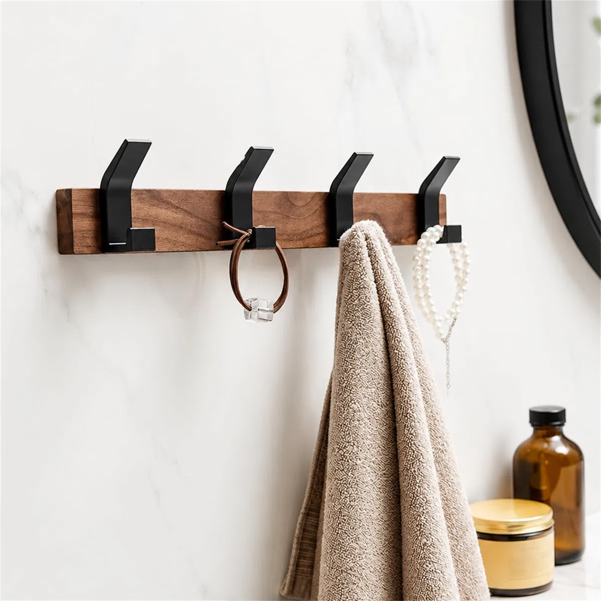 Perchero de Pared de Madera Maciza de Nogal Negro, 40 cm, 4 Ganchos Dobles de Metal Negro, Colgador de Pared para Abrigos, Toallas, Bolsos y Llaves, Entrada, Baño y Dormitorio