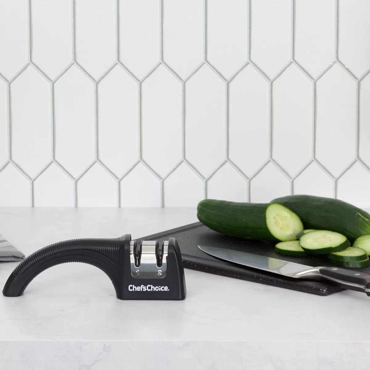 Chef'sChoice 4650100 465 - Cuchillo de cocina (filo recto, 2 niveles), color negro
