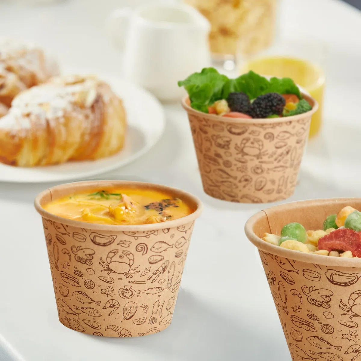 LITOPAK Paquete de 50 recipientes de papel de 12 onzas con tapas ventiladas, vasos de papel kraft para alimentos, recipientes de sopa con tapas, cuencos desechables para sopa caliente para almacenar