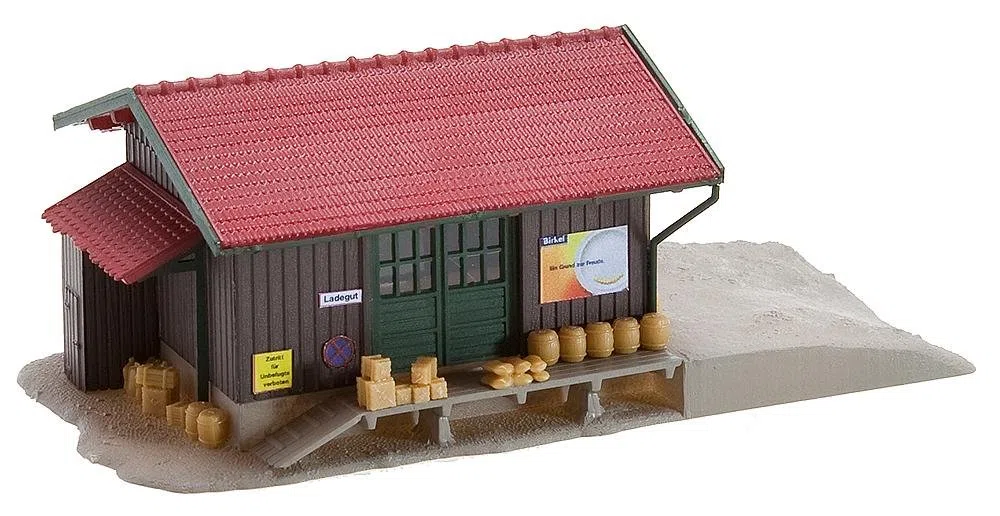 Faller - Edificio para modelismo ferroviario Escala 1:148 (4.4x11.5x5.2 cm)