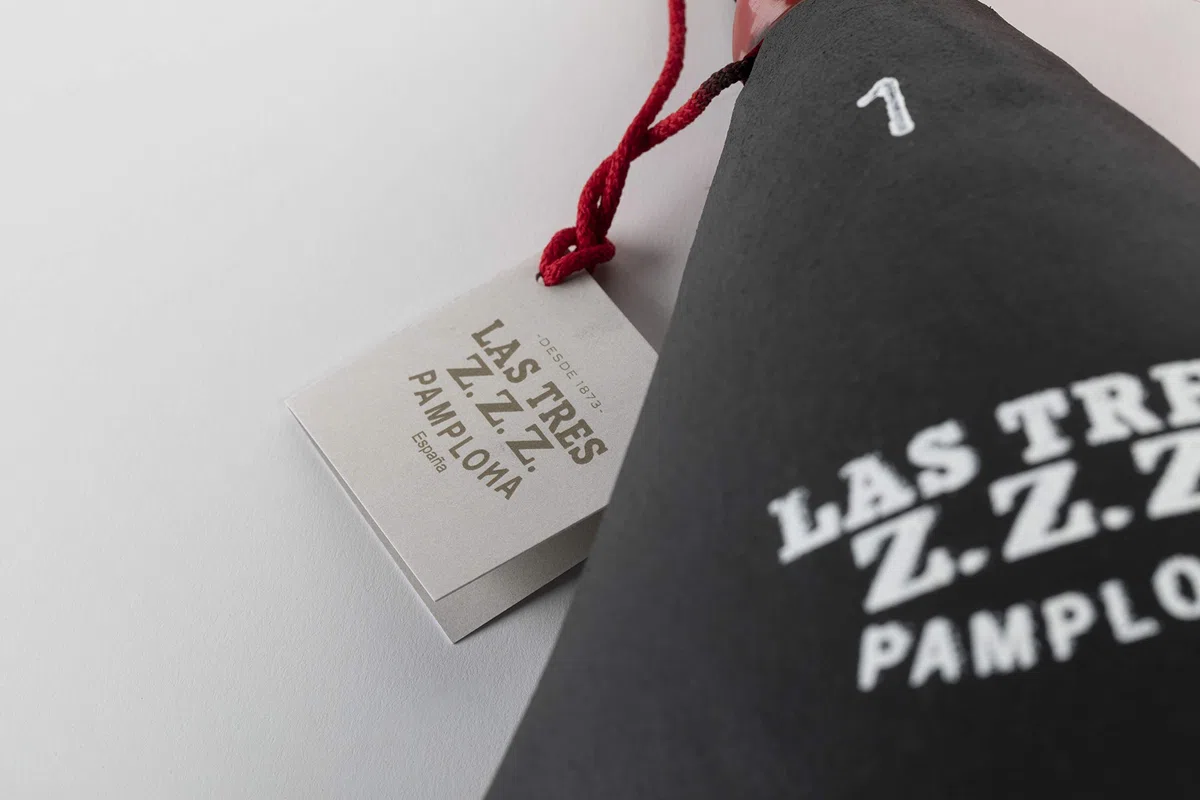 LAS TRES ZZZ Bota de vino recta Suprema con interior de Latex (1 Litro)