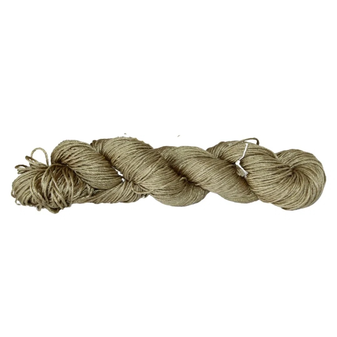 Knitsilk Hilo de encaje de seda de morera 100 % de 3 capas, perfecto para tejer, ganchillo y tejer, hilo de seda de alta calidad para proyectos de creación de lujo (50 g, 260 yardas, beige) (paquete