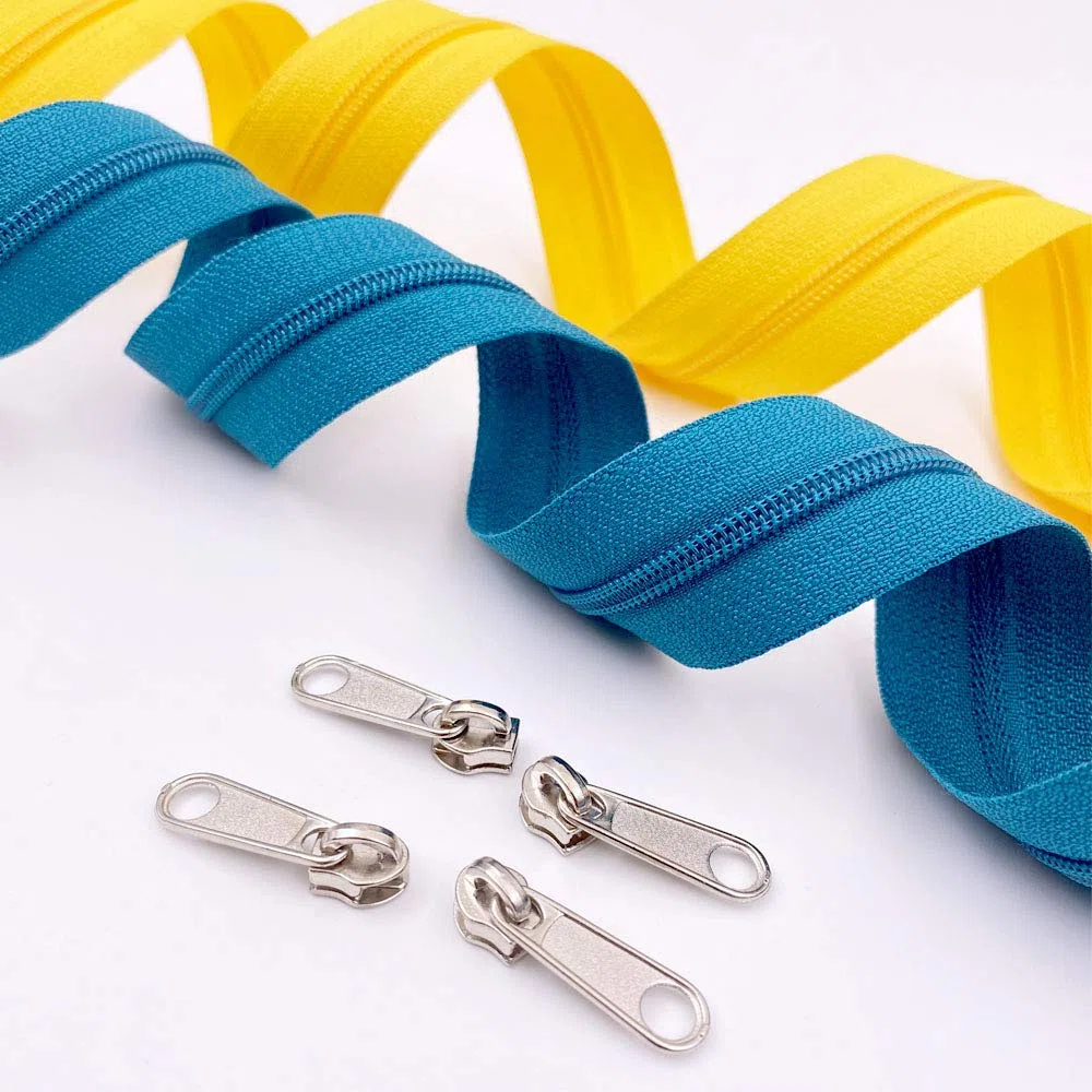Cremalleras a granel de 10 yardas #3 de nailon largo por yarda con 15 deslizadores de cremallera de bloqueo automático y 10 tiradores plateados para coser bolsas de manualidades (#3 blanco)