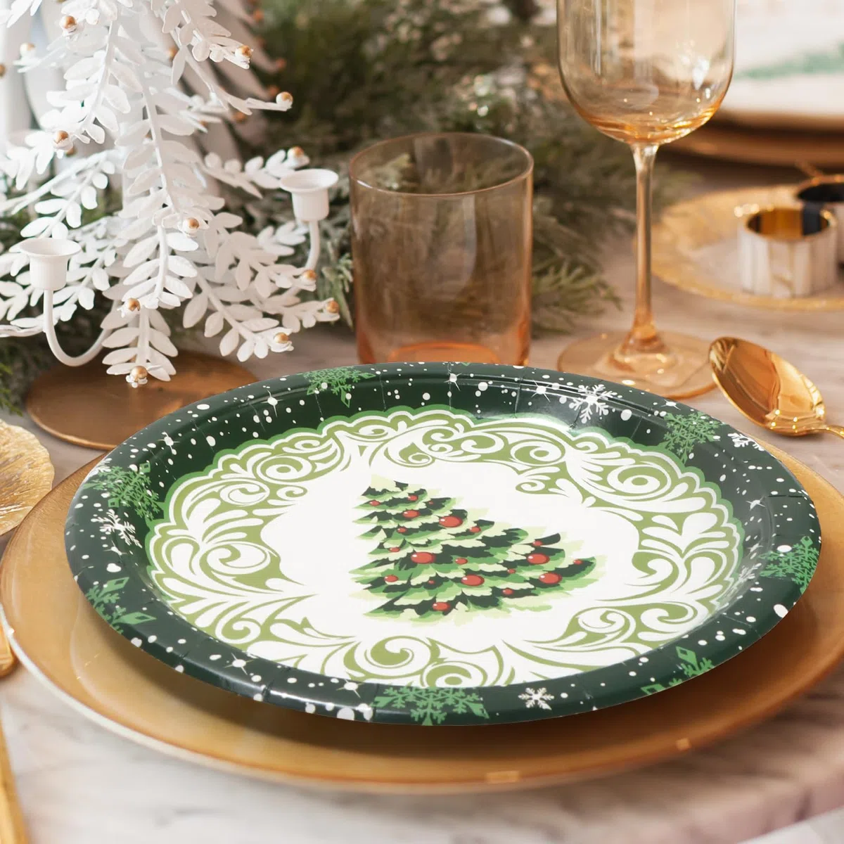 Platos y Servilletas De Papel Navideños 50 Unidades,Incluye 25 Unidades 23 cm Platos Navidad y 25 Unidades Servilletas,Patrón De Árbol De Navidad Verde,Para Decoraciones Navideñas