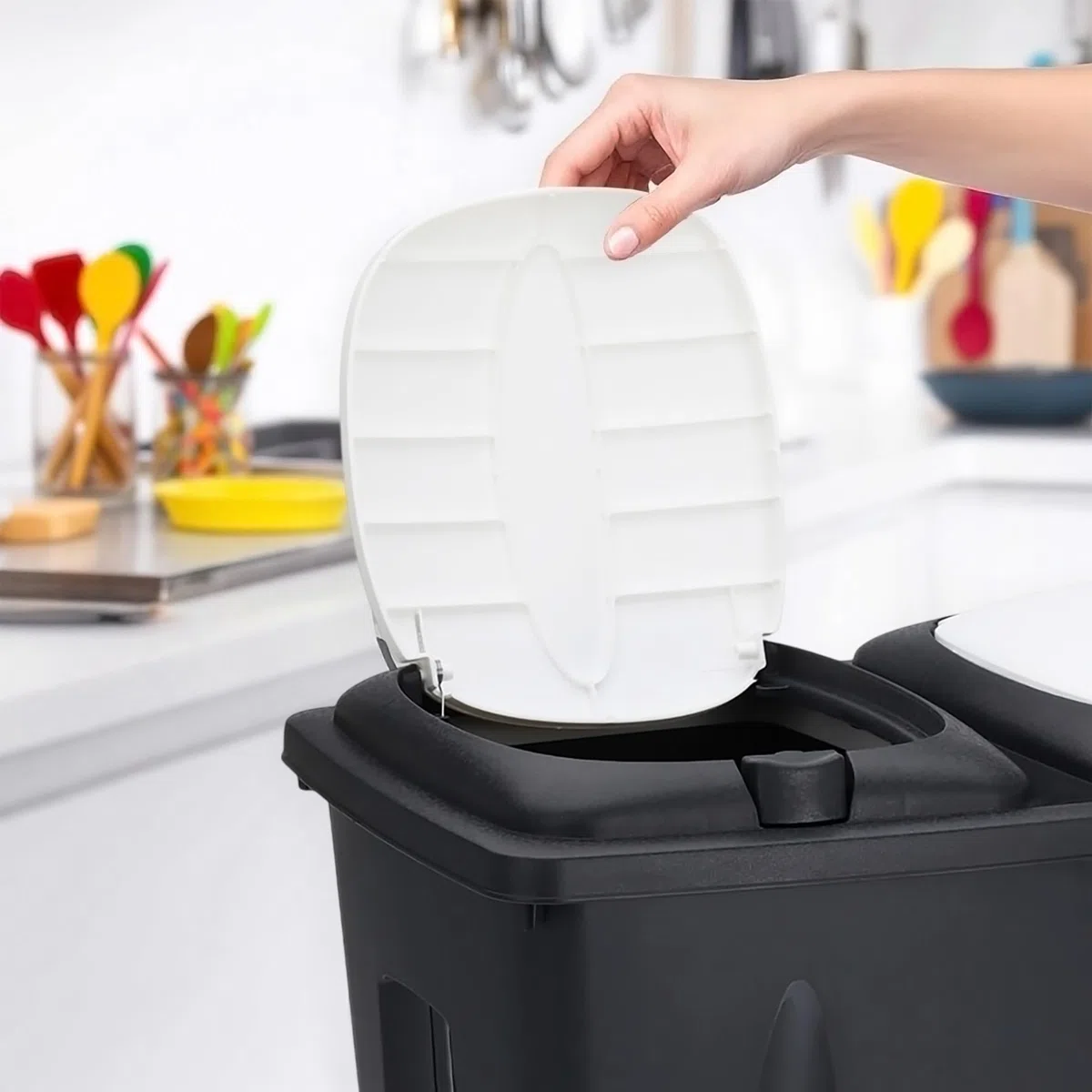 Duo - Cubo de basura doble rectangular de 50 litros (2 compartimentos de 25 l). Cubo separador de basura, color negro, con tapa