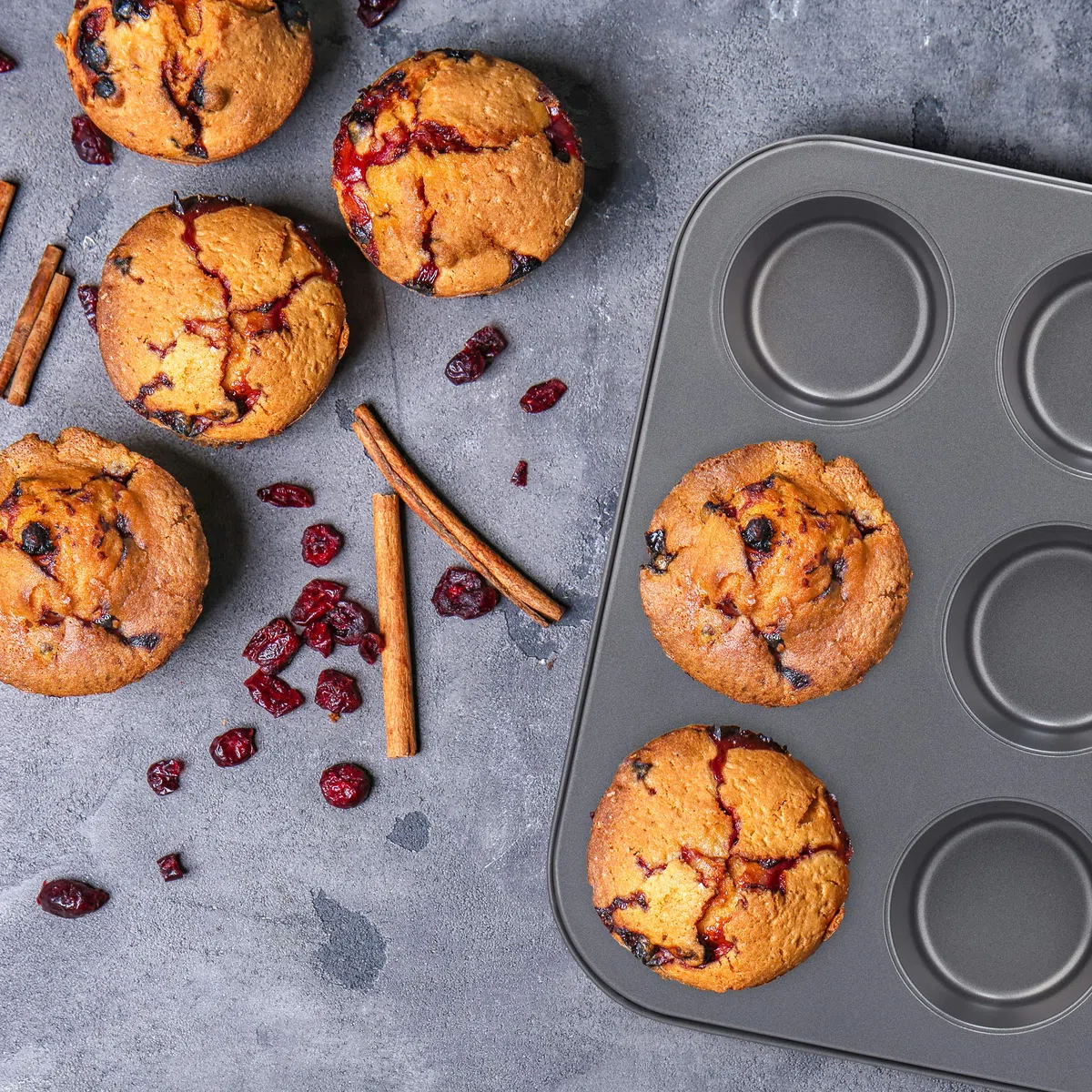 Relaxdays Moldes Magdalenas, Set 2, Bandejas para 12 Muffins y Cupcakes, Antiadherentes, Acero al Carbono, 6,5cm Ø, Gris