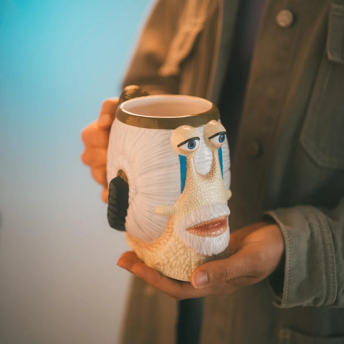 Grupo Erik Jarra de Cerveza One Piece manga - Taza One Piece Figura Den Den Mushi | Regalos para Fans del Manga y Anime | Merchandising Oficial | Tazas Originales para Desayuno (800ml)
