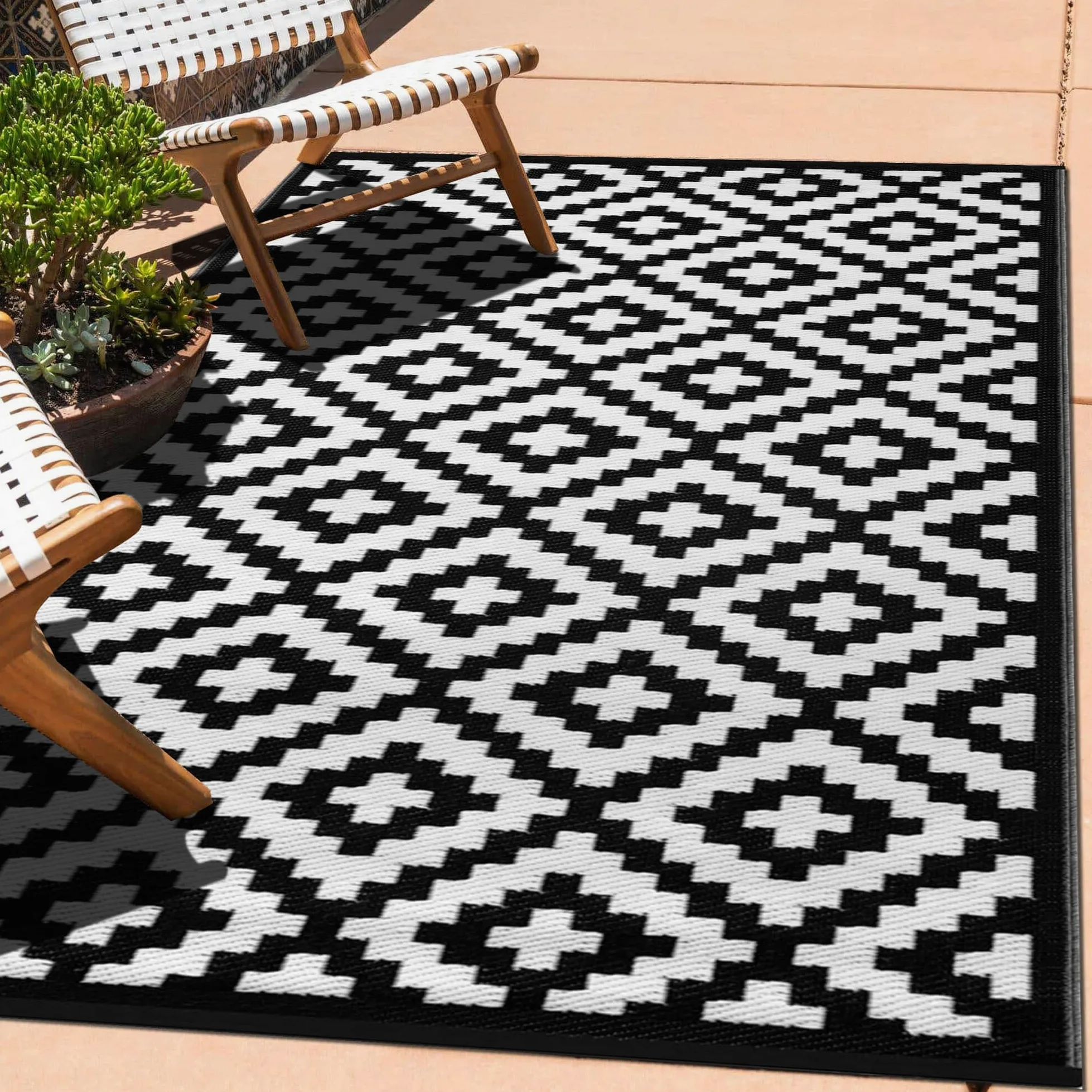 Green Decore Nirvana 120 x 180 cm - Alfombra ecológica para interiores y exteriores - ligera y reversible - Negro / Blanco