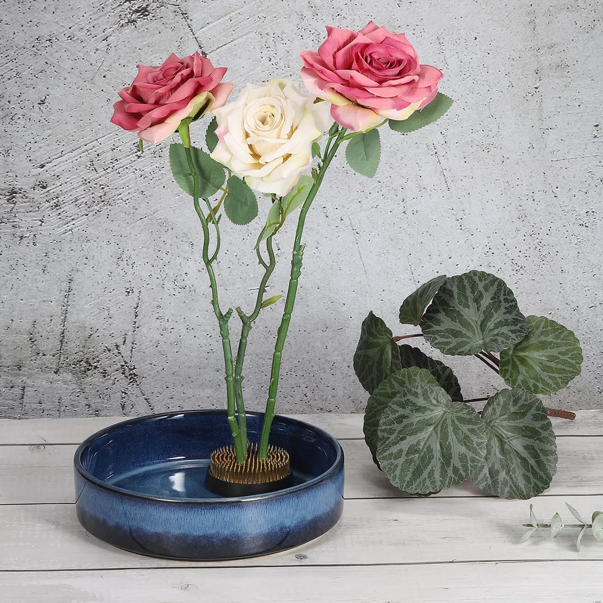 PATIKIL 2.8" Flores Ranas Ikebana Kenzan, Floral Arreglo Herramienta Latón Floral Rana Pasador Soporte para Jarrón Flores Arreglo, Dorado Tono