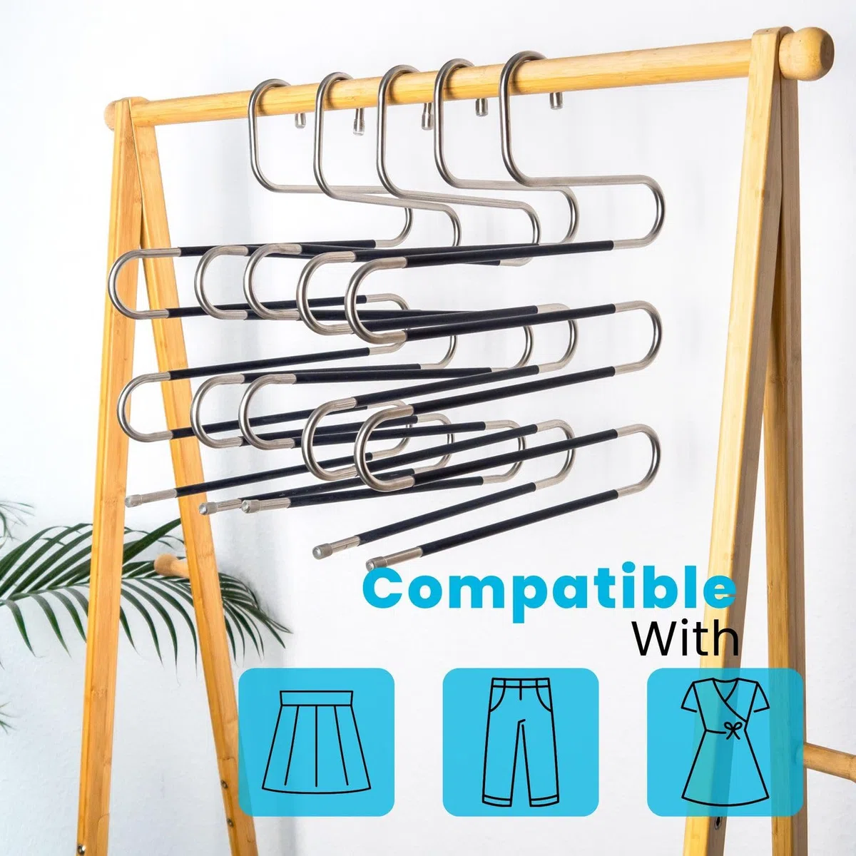 Intirilife Percha pantalón Forma S-5 Piezas -Acero Inoxidable- 36 x 34.3cm- Percha Antideslizante Que Ahorra Espacio- Organizador para 5 Pantalones Cada uno Vaqueros Bufandas- Perchas múltiples,Negro