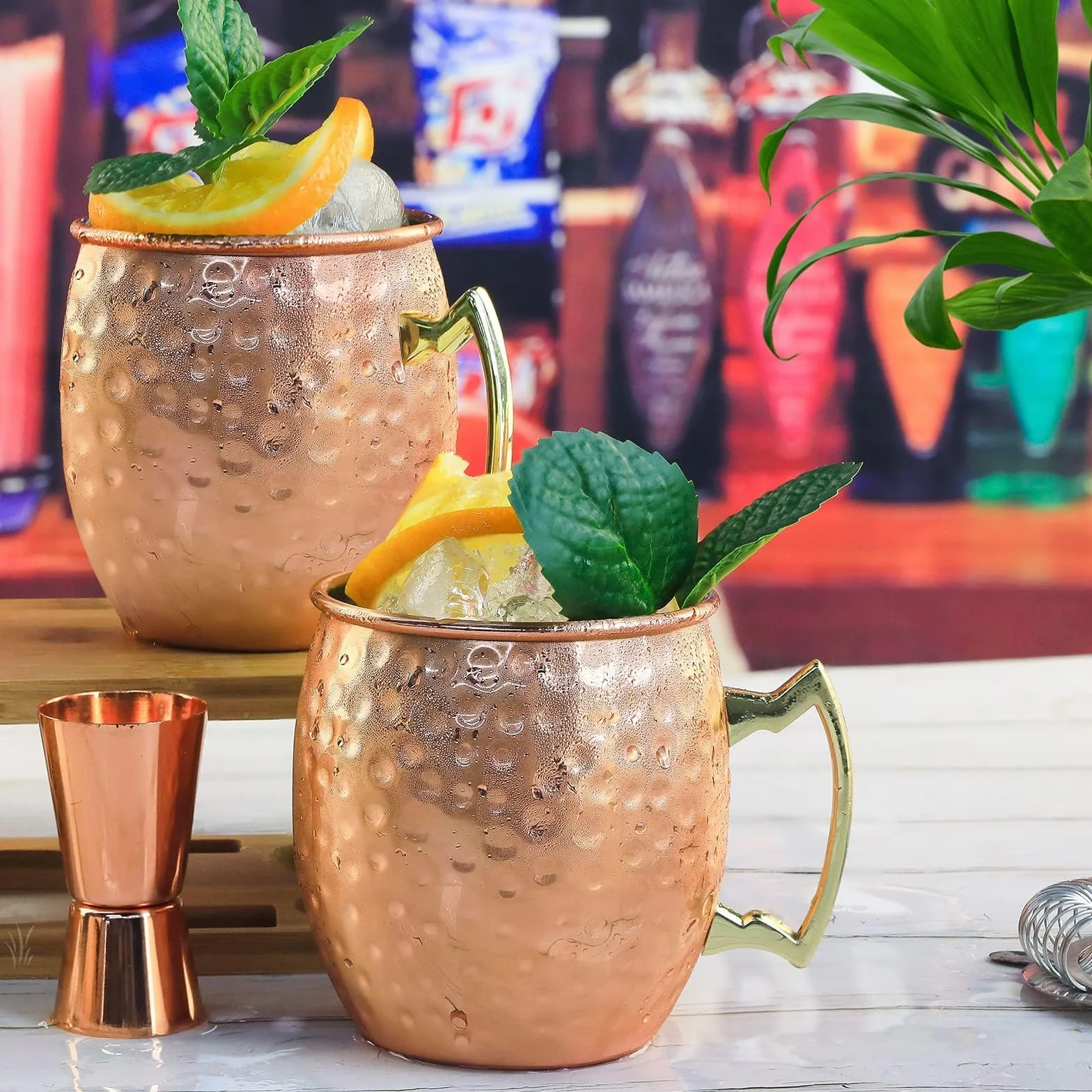 Moscow Mule Copas de cobre - Juego de 2 tazas de acero inoxidable de 540 ml, tazas martilladas seguras para alimentos, perfectas para cócteles, vaso de agua, bebida fría