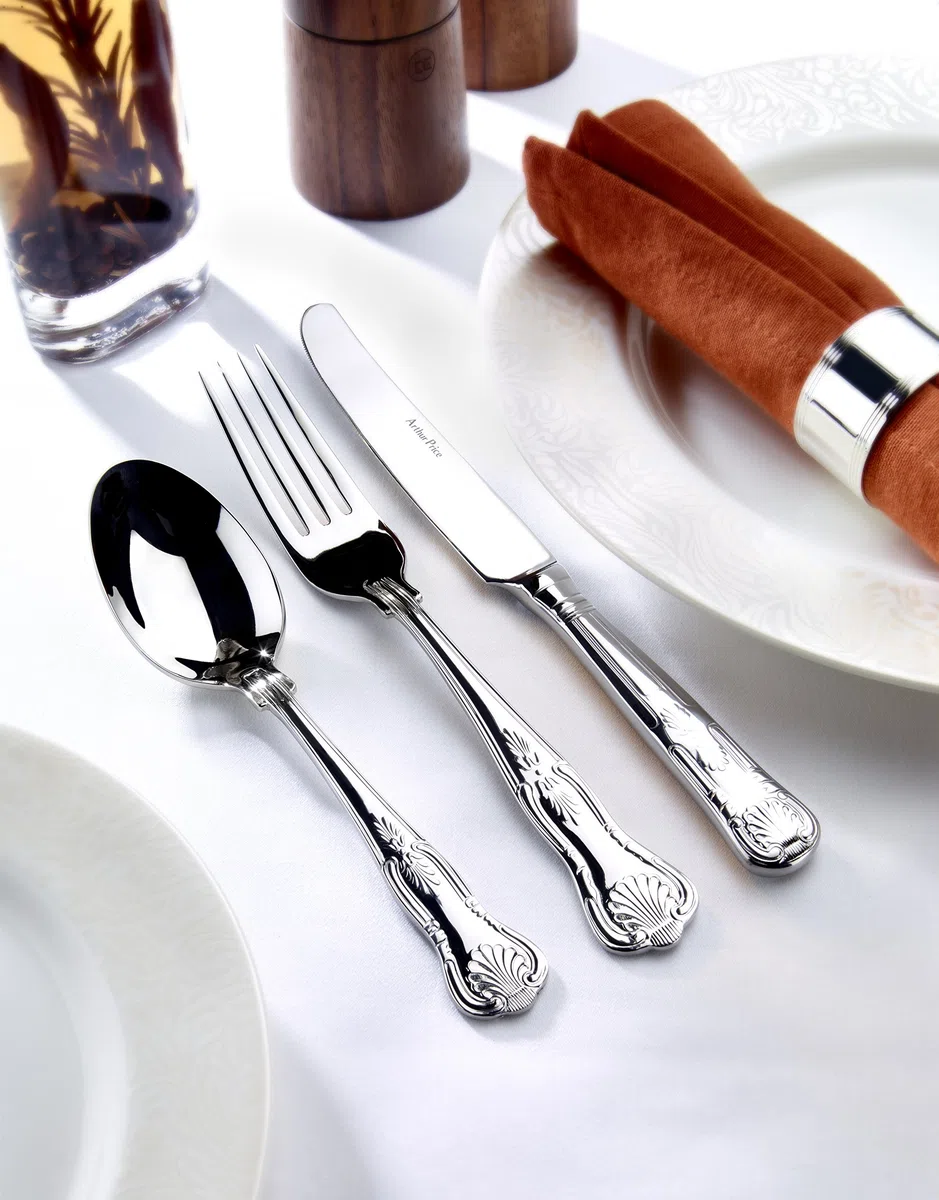 Arthur Precio Cada día 58-Piece Reyes 8-Person cantimplora Set, Acero Inoxidable, Plata, 53.4 x 31,6 x 6,86 cm