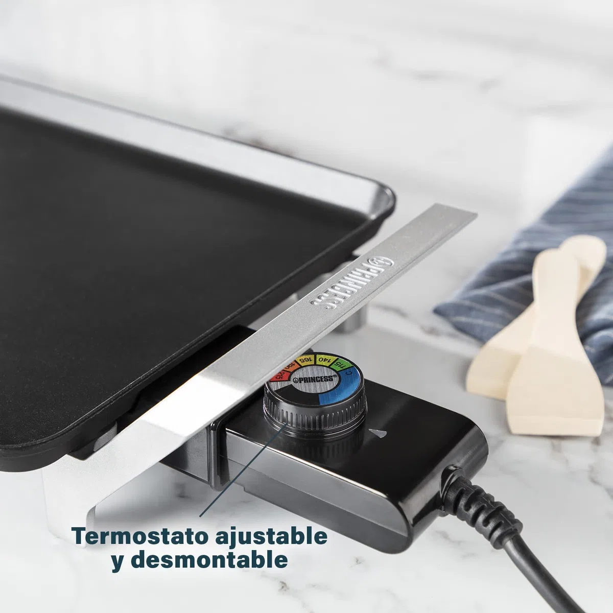 Princess 103110 Table Chef Premium XL, 46 x 26 cm, Plancha grande para cocinar sin aceite de aluminio fundido con revestimiento antiadherente, Asas frías al tacto, Termostato regulable, 2500 W