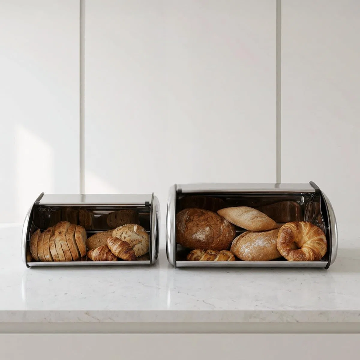 LOLAhome - Panera de Acero Inoxidable con Tapa Ideal para Guardar el Pan Fresco. Almacenaje de Cocina Elegante y Duradero. 42x27x18 cm