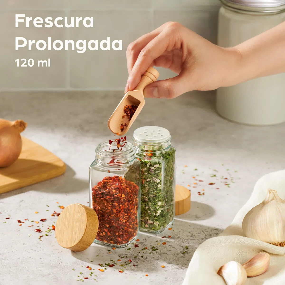 Praknu Botes para Especias de Cristal - Con Tapa de Bambú - Juego de 12 - Con Varios Filtros - Tarros de 120 ml - Incluye Pegatinas Reutilizables, Cepillo de Limpieza y Cuchara de Madera