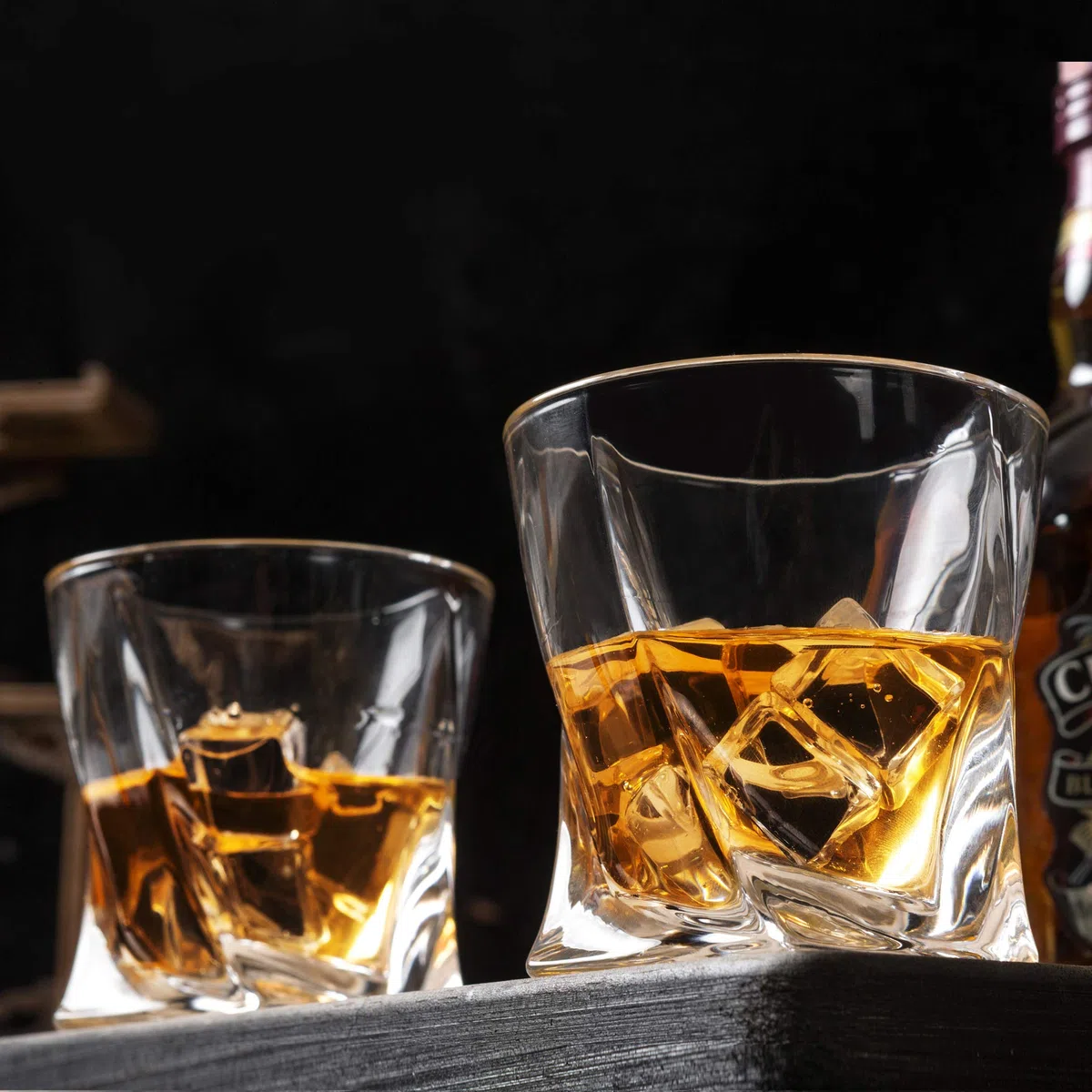 KANARS Vasos de Whisky, Copas de Whiskey Cristal para Bourbon, Scotch, Martini, Coñac, 300 ml, 4 Piezas, Caja de Regalo de Lujo