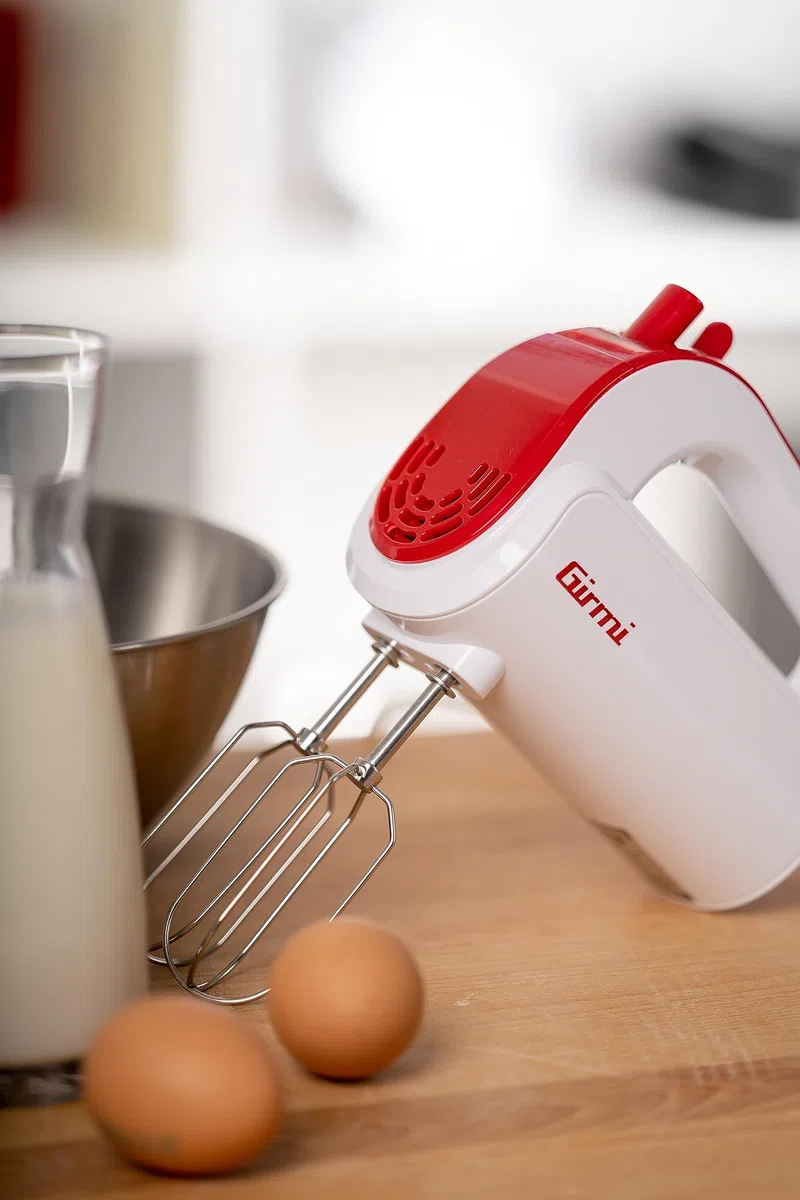 Girmi SB02 - Batidora eléctrica, 170 W, plástico, 5 velocidades, blanco y rojo