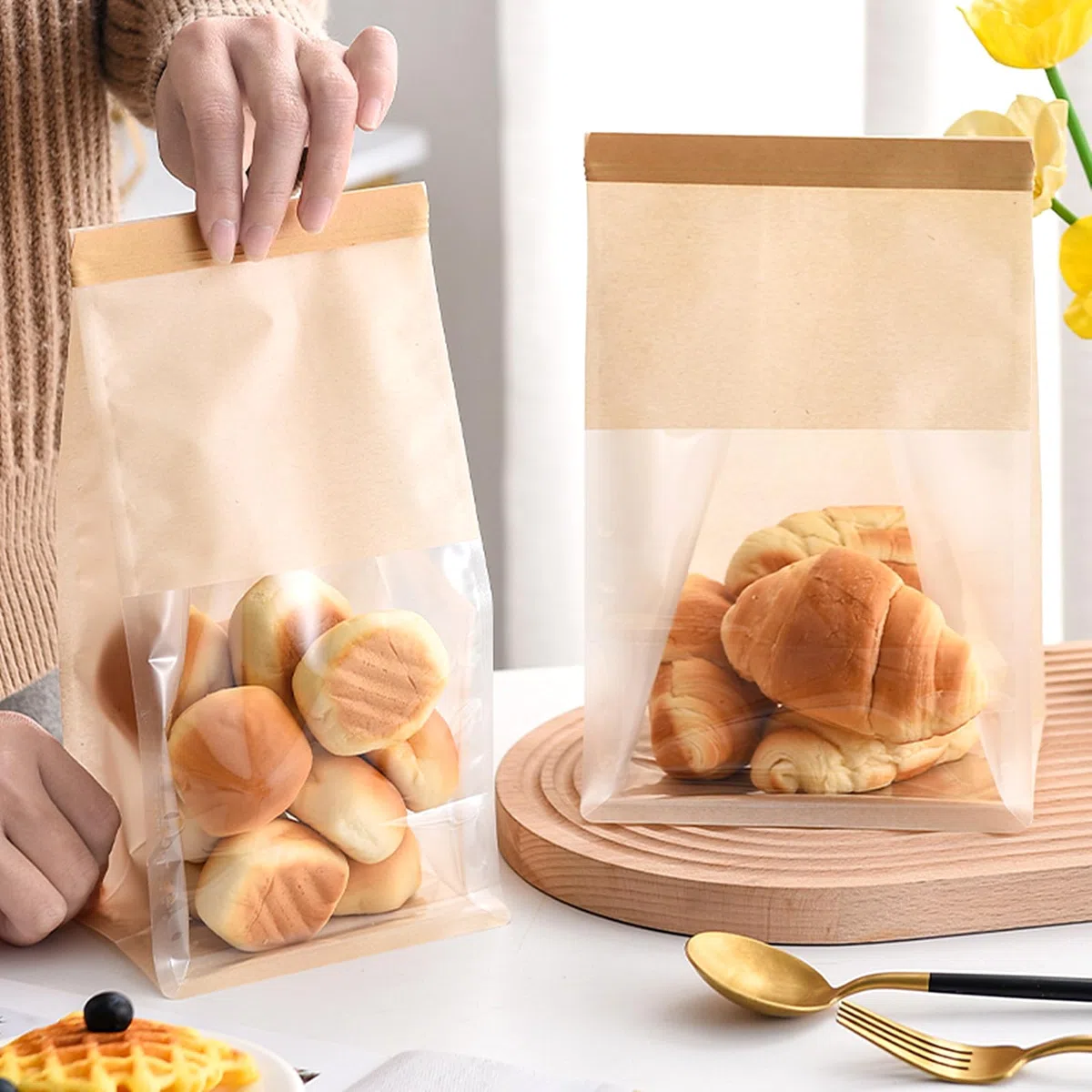 Ocmoiy 50 bolsas de panadería con ventana, bolsa de pan resellable, bolsas de pan con cierre frontal transparente para empacar galletas, pan, palomitas de maíz, bolsas de papel