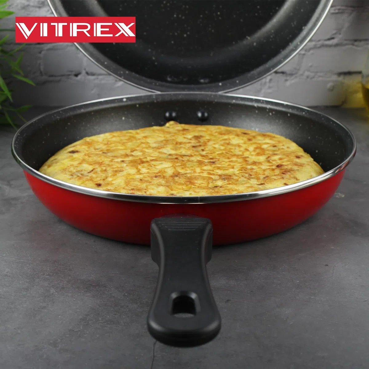 VITREX Marseille Duo - Sarten Duo Roja para Tortillas 24cm + Taper, Acero Vitrificado, Antiadherente Bicapa, Todo Tipo de Cocinas, Inducción