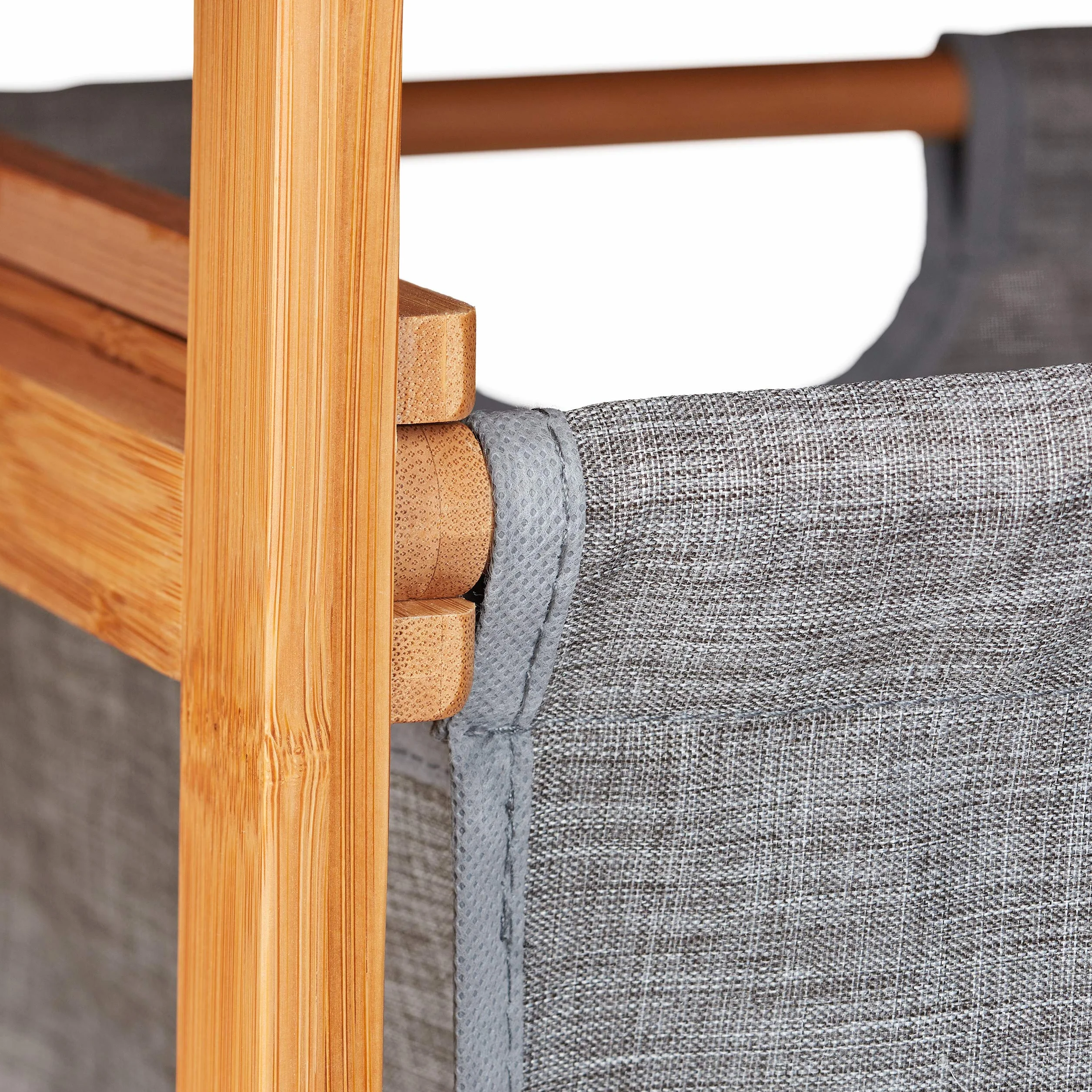 Relaxdays Estantería Baño con Cesto Ropa Sucia Abatible, Armario Bambú, Saco Textil, 80,5x80x33,5 cm, Natural y Gris