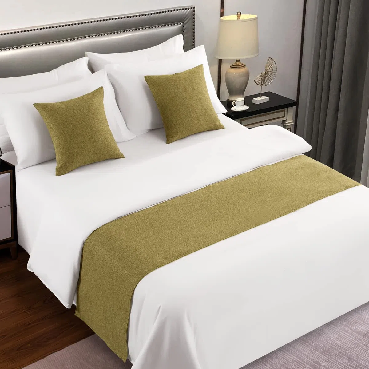 AMBERIS Camino De Cama Verde, Imitación de Lino Bufanda De Cama Moderna De Suave Que No Se Decolora (Las Fundas de cojín se Venden por Separado)