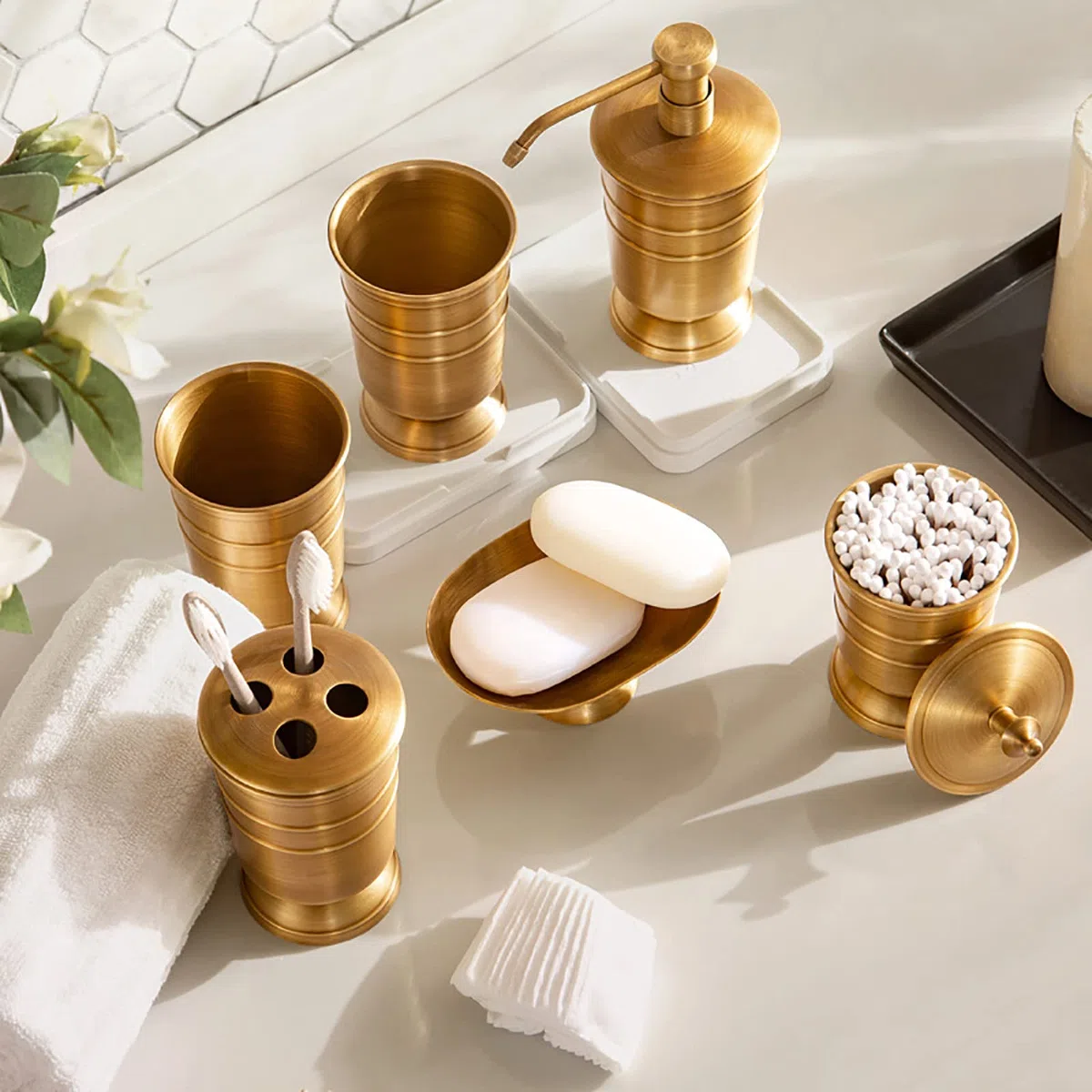 Juegos de Accesorios de baño, Cobre Acesorios Cuartos de Baño 6 Piezas con Dispensador Jabon Baño, Jabonera Baño, Porta Cepillo de Dientes, para Champú, Antiguo Oro